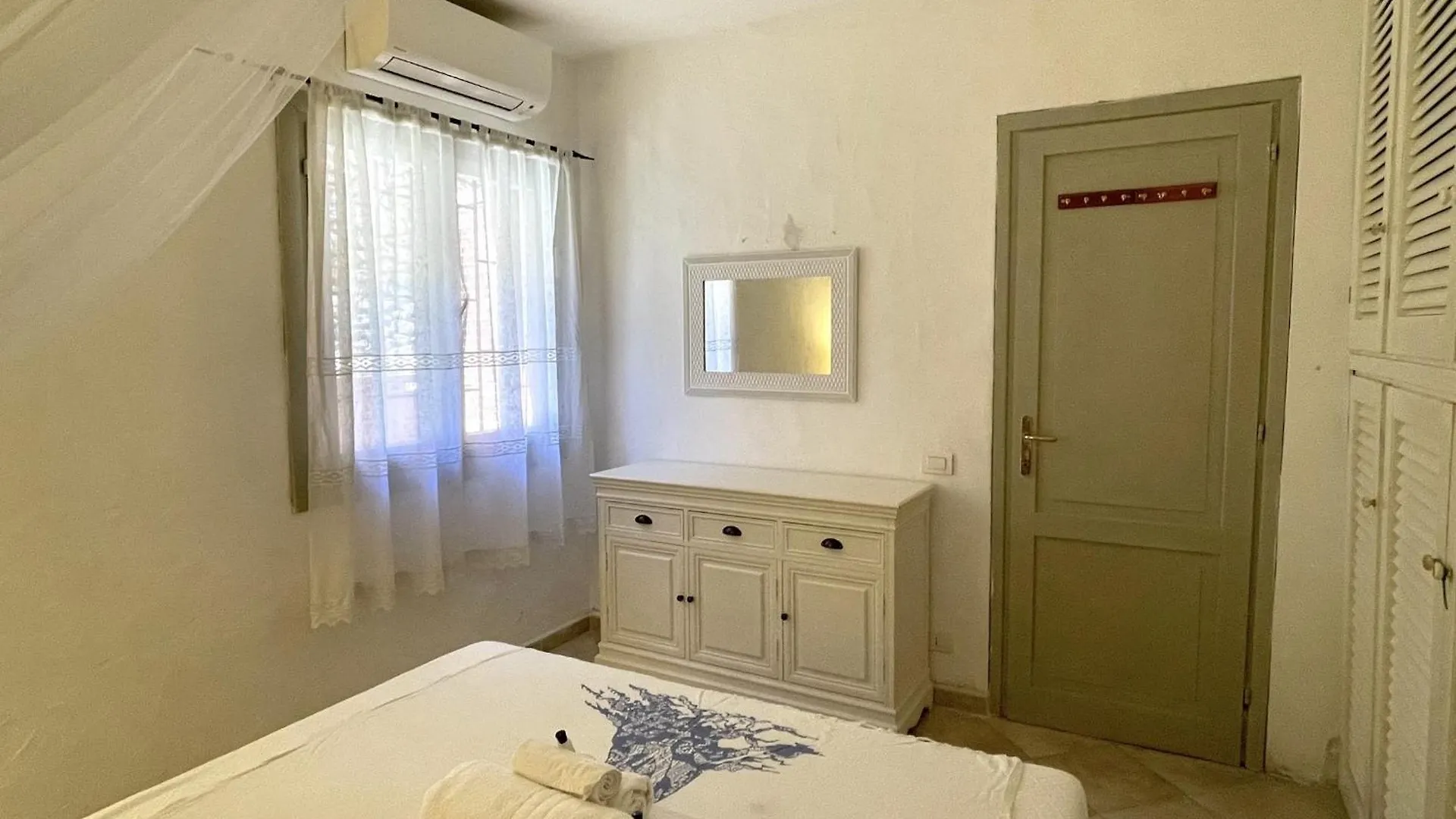 Punta Est Trilocale Splendida Vista Mare Apartment Capo Coda Cavallo 0*,