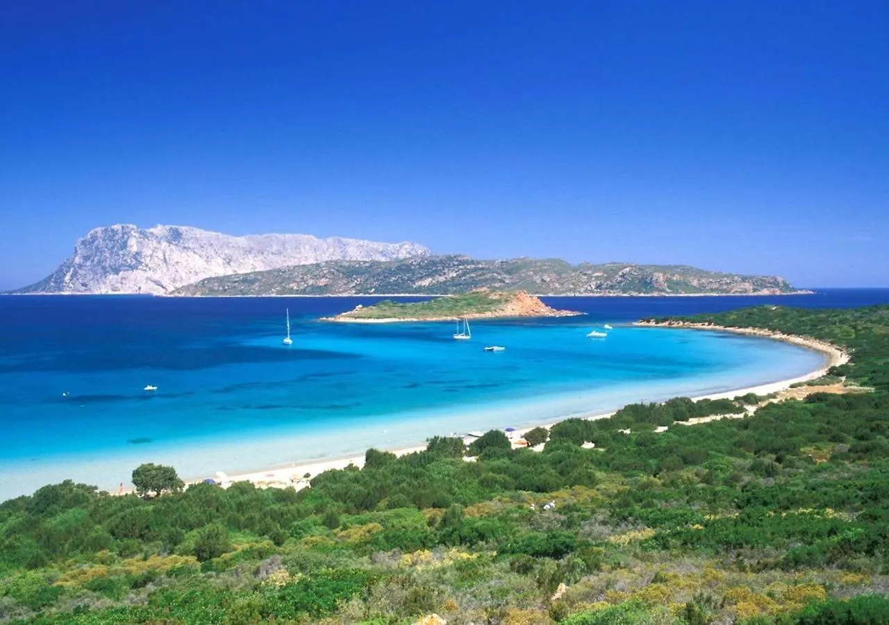 Punta Est Trilocale Splendida Vista Mare Apartment Capo Coda Cavallo Italy