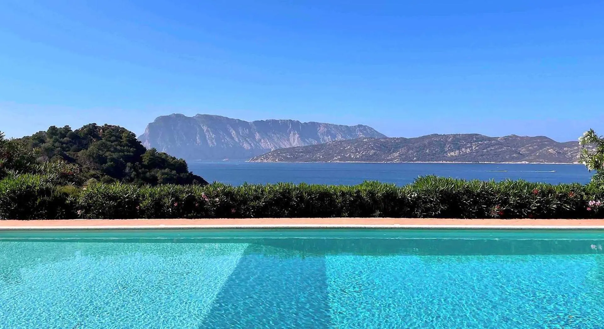 Punta Est Trilocale Splendida Vista Mare Apartment Capo Coda Cavallo